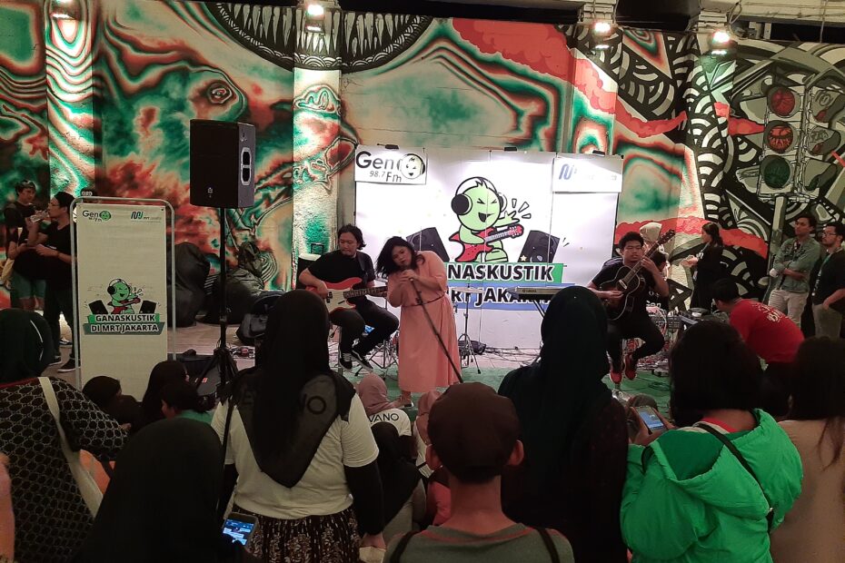 Pentas musik di Terowongan Kendal, Jakarta. LEBIHDALAM/Rendy A. Diningrat