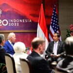 Foto: Presiden Jokowi dalam pertemuan bilateral dengan Presiden Amerika Serikat Joe Biden, Senin 14 November 2022, Bali. BPMI SEKERTARIAT KABINET/Muchlis Jr)